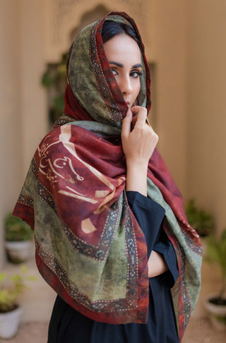 Shopmanto, Pakistani urdu calligraphy clothing brand, wear manto ready to wear women shades of scarf falak swiss lawn hijab friendly printed urdu scarf