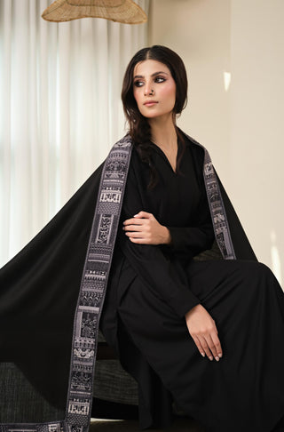 Manto Women's Stitched 1 Piece Manzil Shawl Black Featuring Urdu Calligraphy of Poetry by Allama Iqbal