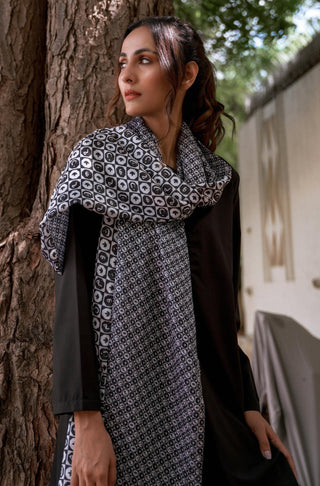Shopmanto, wear manto pakistani clothing brand ready to wear black and white women manto bloack silk stole scarf urdu stole scarf with urdu calligraphy