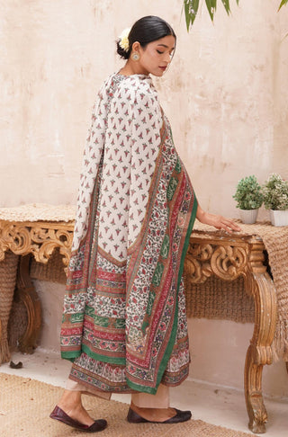 Shopmanto, Pakistani urdu calligraphy clothing brand, wear manto ready to wear women printed lawn one piece front open long green fitrat flared anarkali dress