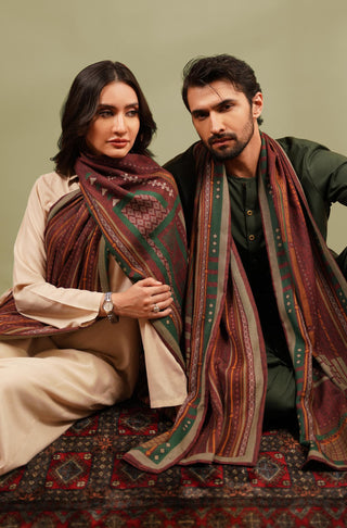 Shopmanto, wear manto pakistani clothing brand, manto ready to wear men women unisex maroon talash e manzil textured winter double sided stole scarf with calligraphy on stole