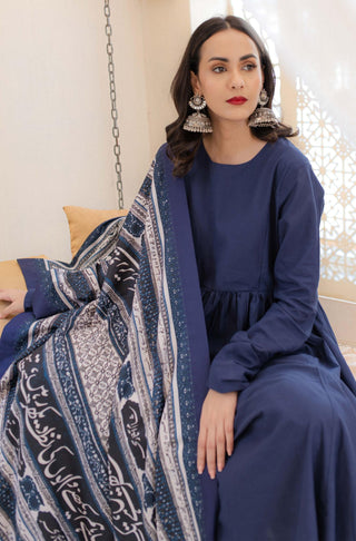 Manto Women's Stitched 1 Piece Double Sided Textured Rashk Shawl Blue & White Featuring Urdu Calligraphy of Poetry by Daagh Dehelvi