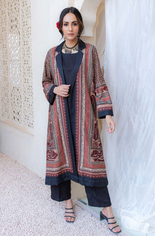 Manto Women's Stitched 1 Piece Jacquard Outerwear Front Open Rashk Coat Shrug Maroon Featuring Urdu Calligraphy of Poetry by Daagh Dehelvi