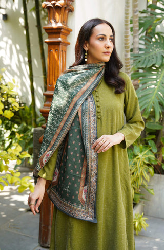 Manto Women's Green Double Sided Printed Silk Stole with Urdu Calligraphy