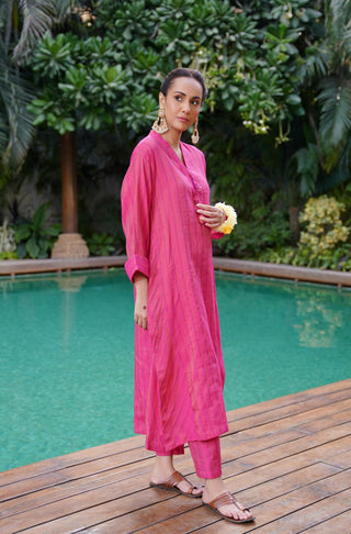 Manto Woman's Stitched Yarn Dyed 2 Piece Matching Sunehri Co-Ord Set Fuchsia with A-Line Kurta & Straight Trouser Pants