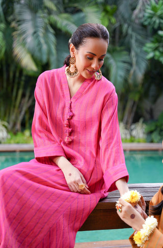 Manto Woman's Stitched Yarn Dyed 2 Piece Matching Sunehri Co-Ord Set Fuchsia with A-Line Kurta & Straight Trouser Pants