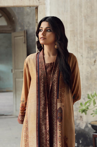 Manto Women's Ready To Wear 1 Piece Front Open Dasht Long Coat Shades of Sand Featuring Urdu Calligraphy of Poetry by Allama Iqbal & Illustration 