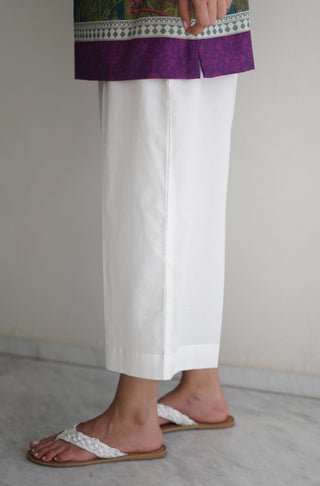 Shopmanto, wear manto pakistani clothing brand, manto ready to wear women plain wide leg loose solid white cambric lawn culotte trouser eastern relaxed fit elastic waistband pull on pants