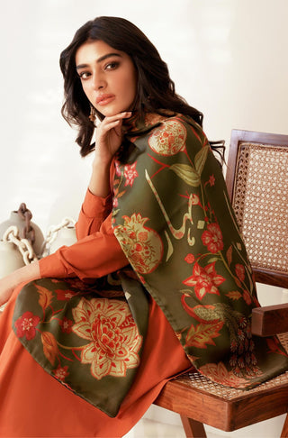 Shopmanto, wear manto pakistani clothing brand, manto ready to wear green gulnaar urdu silk stole scarf with floral print and urdu calligraphy